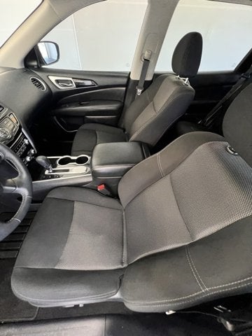 2020 Nissan Pathfinder SV 2WD SV